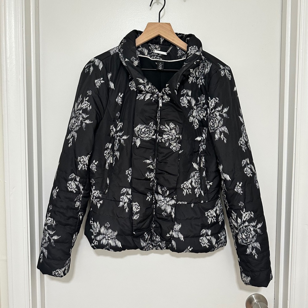 WHITE HOUSE BLACK MARKET |‎ Women's Floral Quilted Full Zip Puffer Jacket, M - Picture 4 of 11